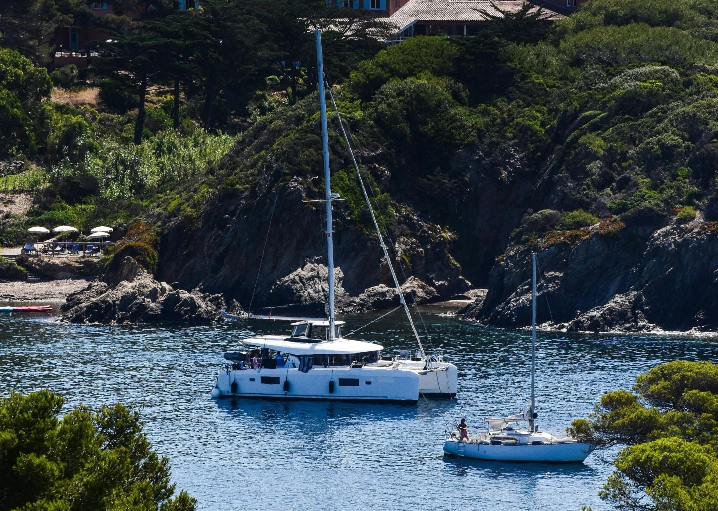 Les plus beaux mouillages autour de Porquerolles : guide complet