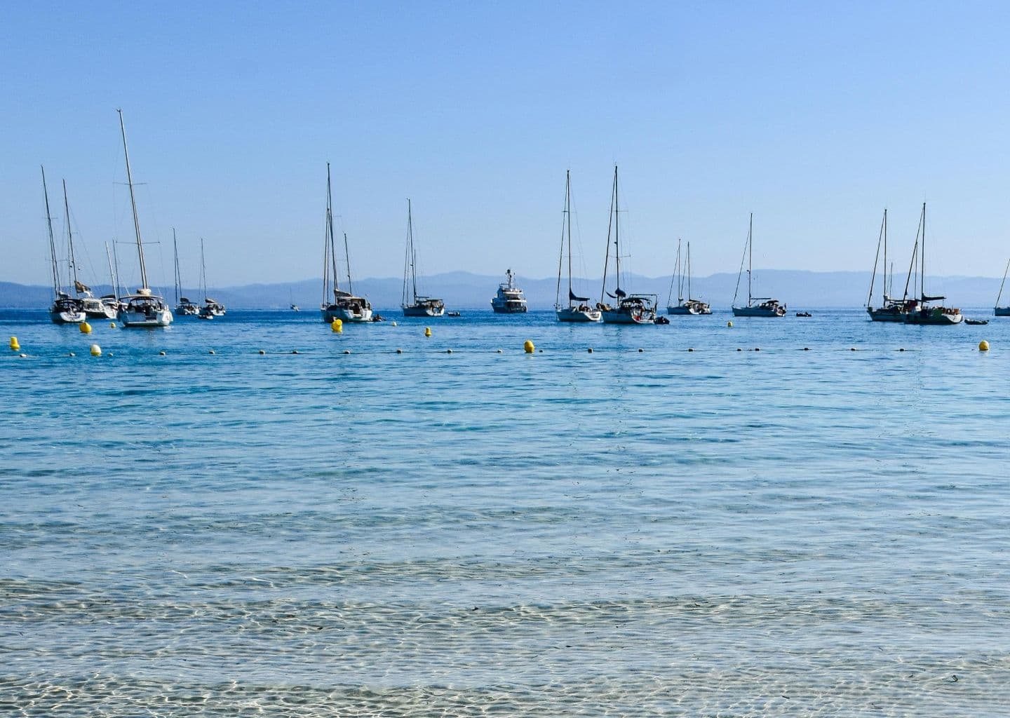Que faire à Porquerolles en bateau ? Les plus belles expériences à vivre autour de l’île