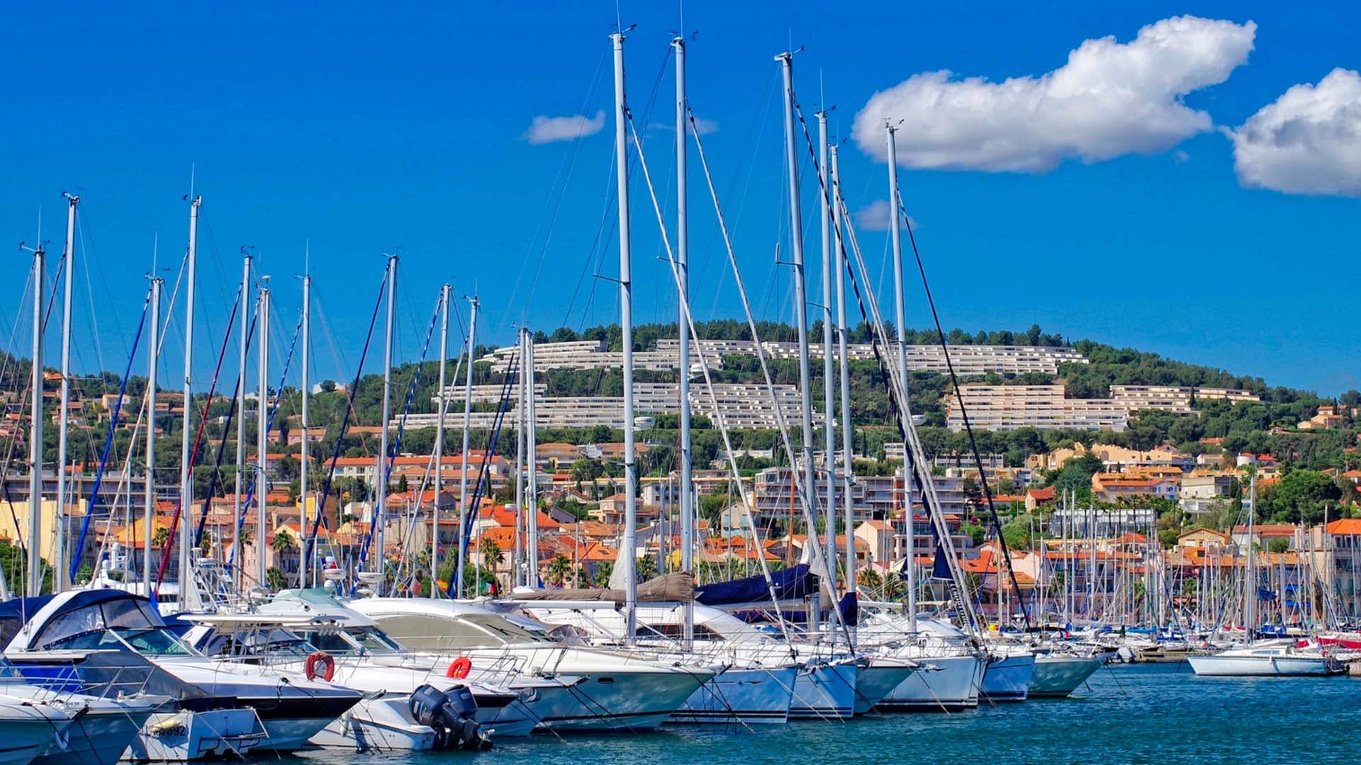 Location de bateau avec skipper à Toulon