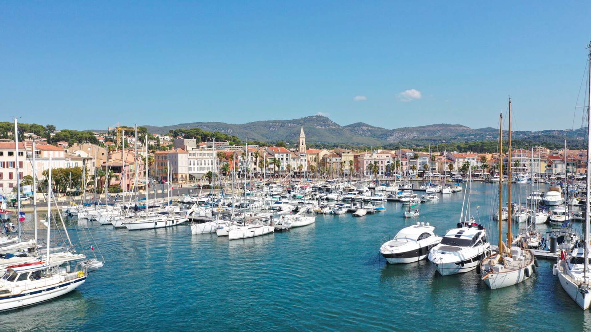 Location de bateau avec skipper à Toulon
